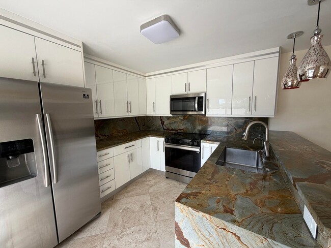Building Photo - 22200 Boca Rancho Dr