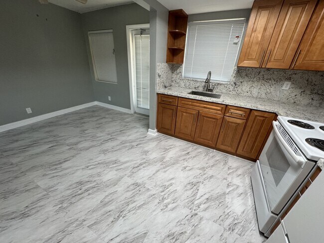 Foto del edificio - 3525 Polk St