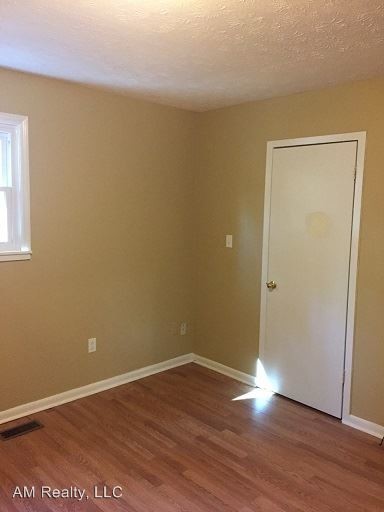 Building Photo - 2 br, 1 bath House - 3630 Durham Lane