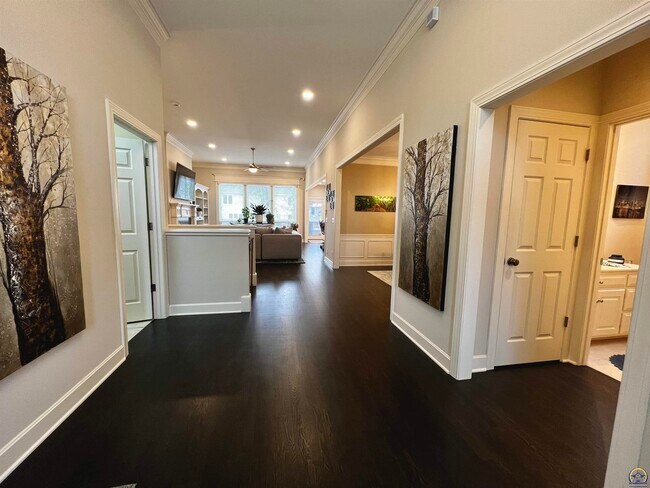Foto del edificio - 5013 Jeffries Ct