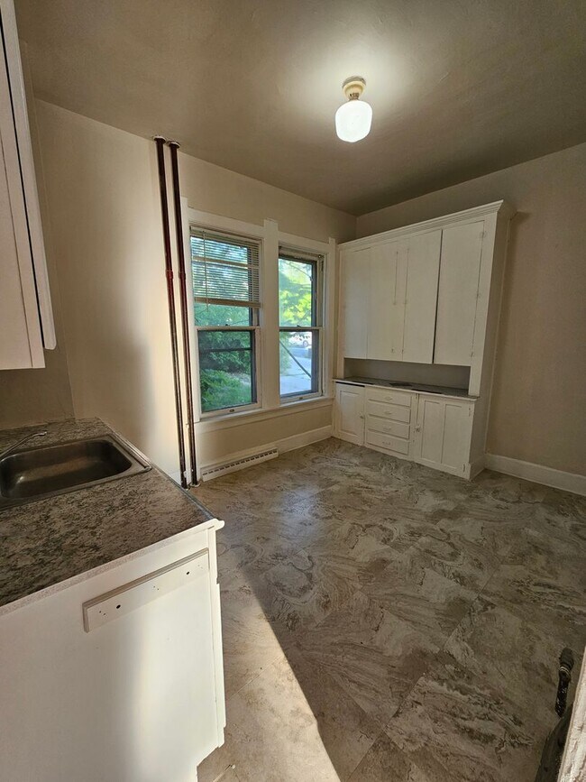 Foto del edificio - 444-446 N 31st St. (Duplex)