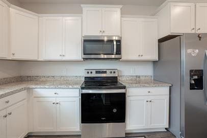 Foto del edificio - Available early April!