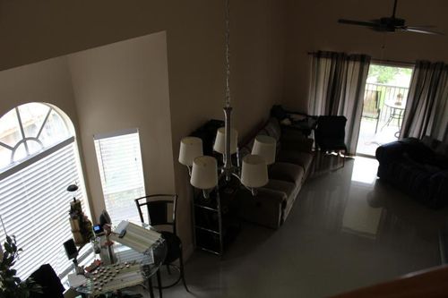 Building Photo - 21201 Glenmoor Dr