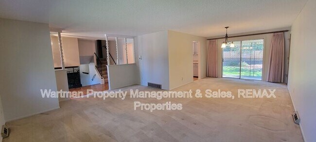 Building Photo - 6853 Duke Dr