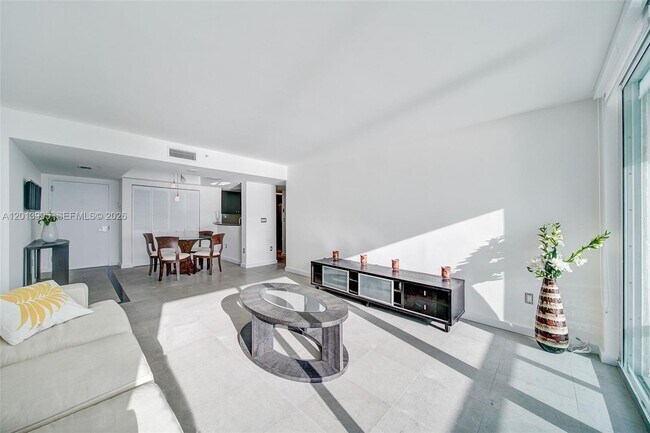 Foto del edificio - 650 West Ave