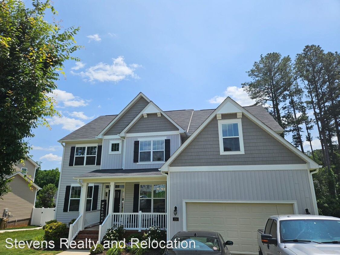 Primary Photo - 5 br, 4 bath House - 124 Blossom Creek