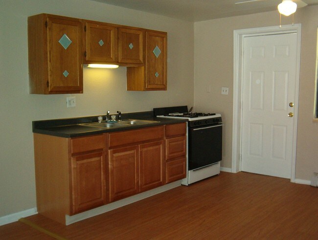 Foto del edificio - 4810-4816 W 8th Ave