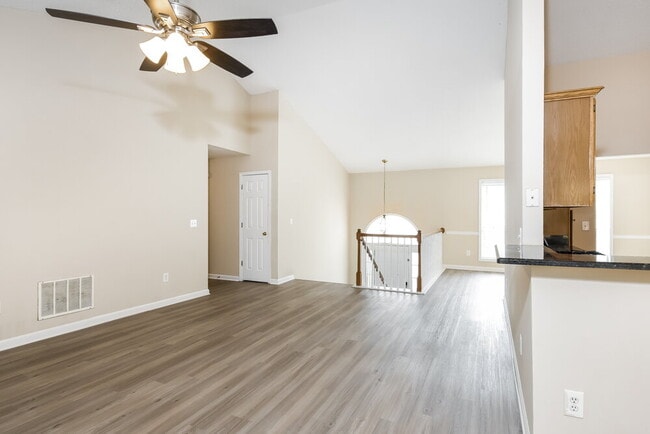 Building Photo - 4820 Wilkie Way NW