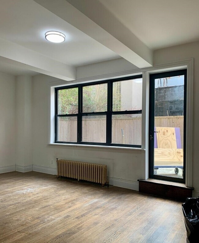 Foto del edificio - 160 W 73rd St