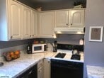 Primary Photo - 2 Cottage Pl