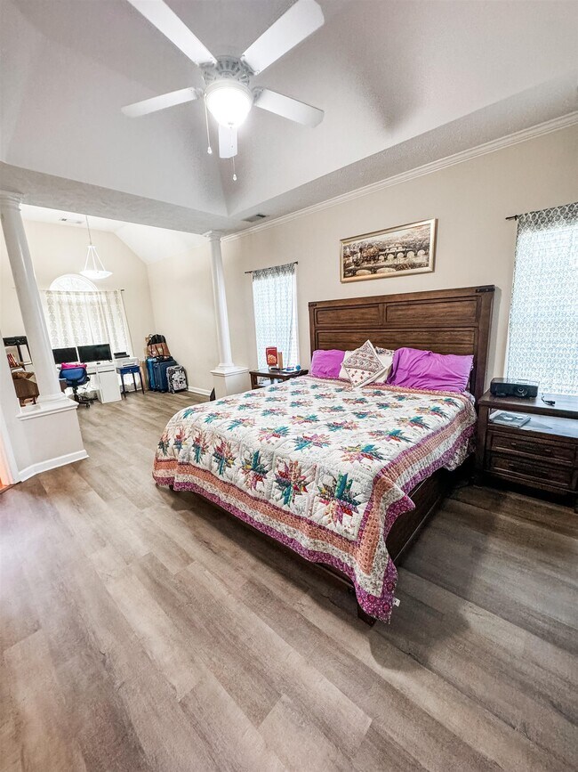 Foto del edificio - 520 Hunters Mill Cove