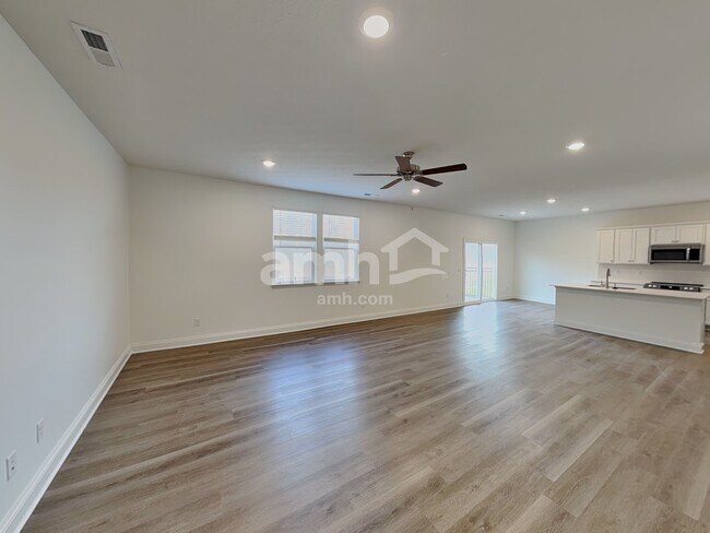 Building Photo - 204 Deanscroft Dr