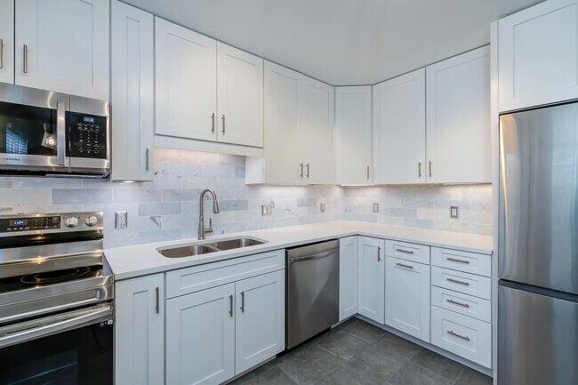 Foto del edificio - 235 W Washington Ave