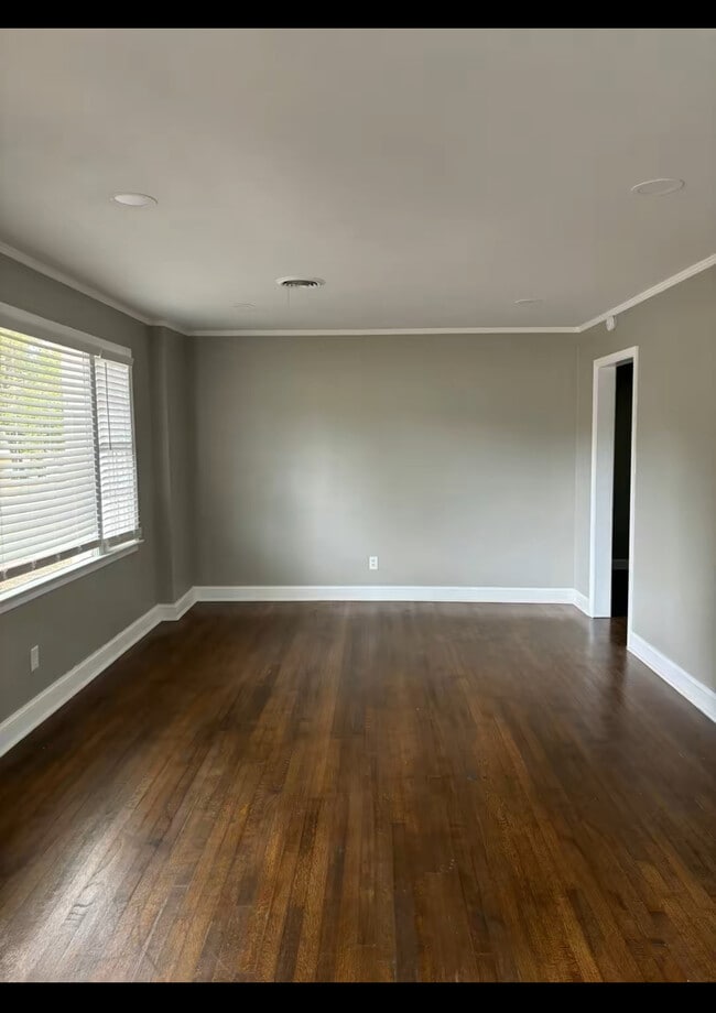 Photo - 469 Lytle St House