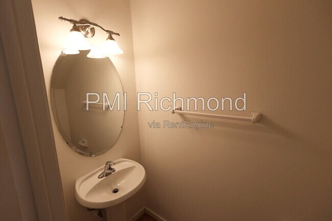 Foto del edificio - 5805 Park Creste Dr