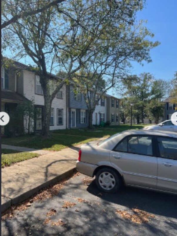 Foto del edificio - 7211 Branchwood Pl