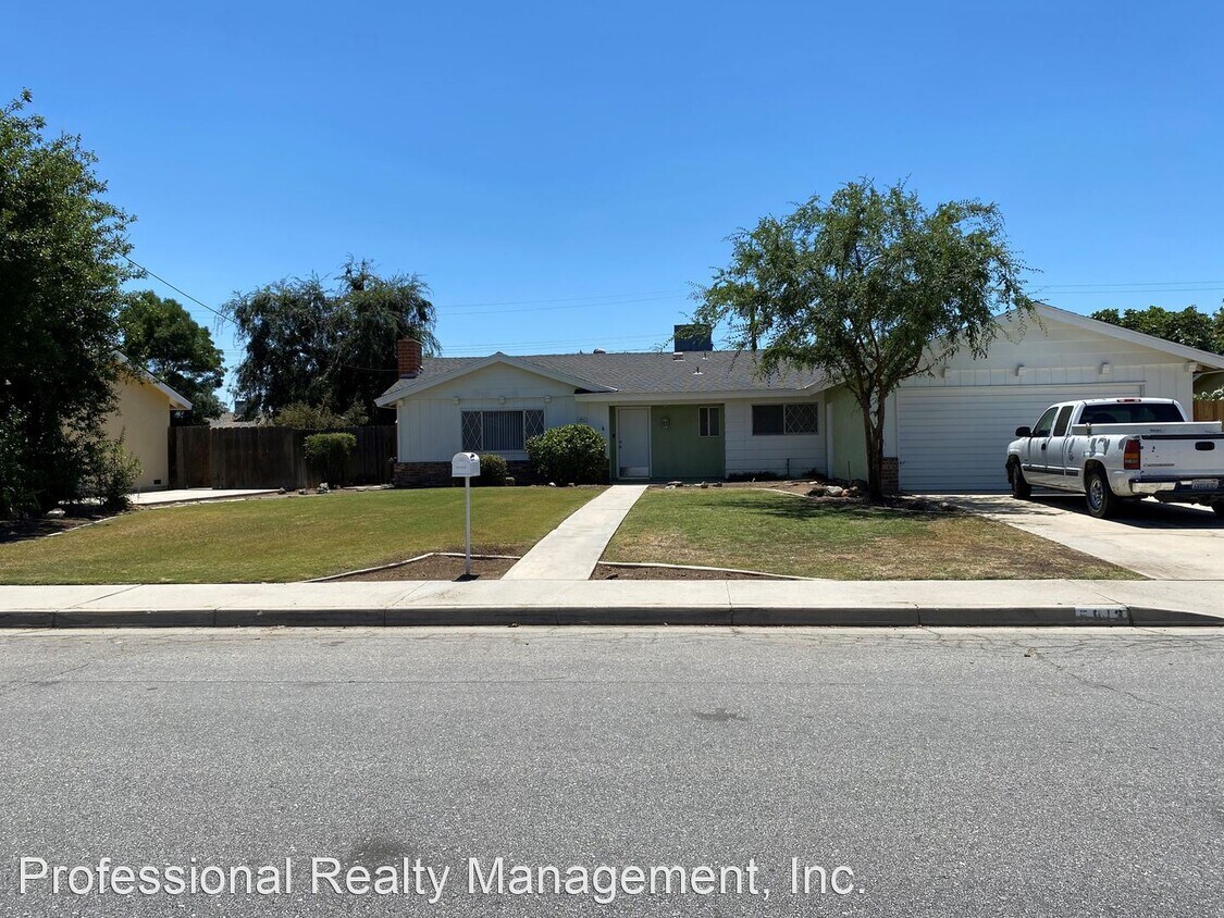 Foto principal - 4 br, 2 bath House - 5813 CARISSA AVE.