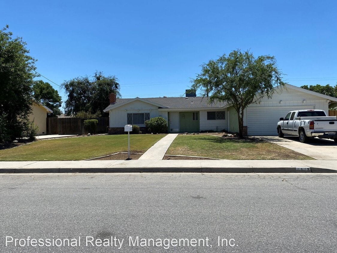 Primary Photo - 4 br, 2 bath House - 5813 CARISSA AVE.