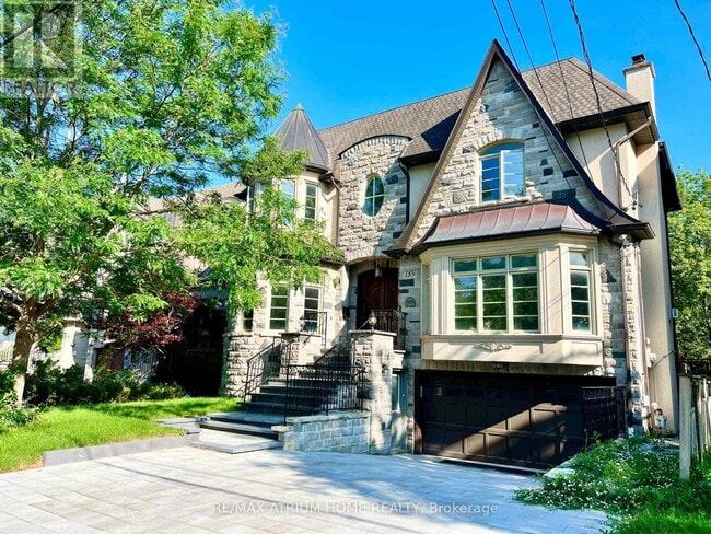 Photo du bâtiment - 185 Parkview Ave