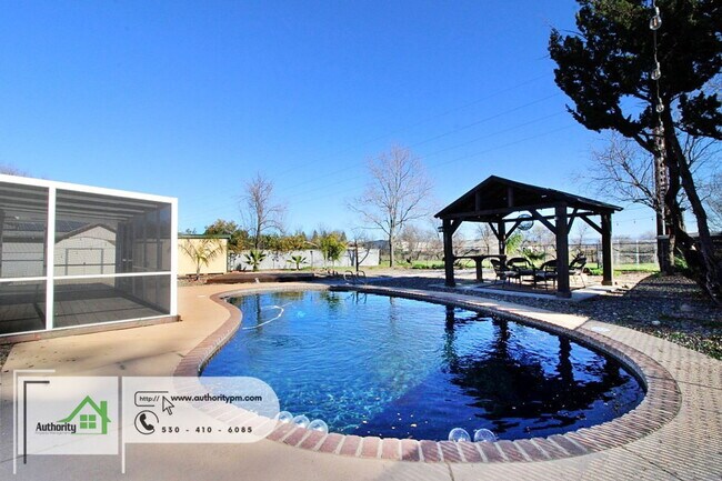 Foto del edificio - 20231 Margarita Ct E