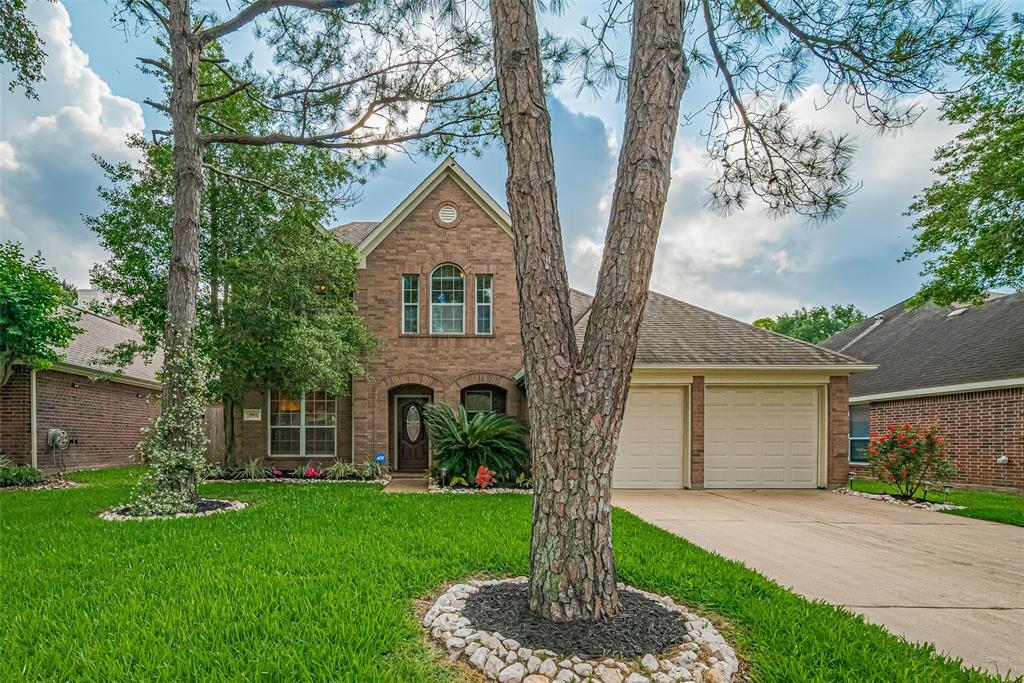 Foto principal - 3911 Fall Branch Dr