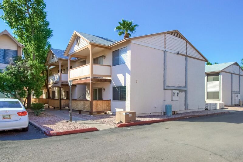 Primary Photo - 616 S Hardy Dr