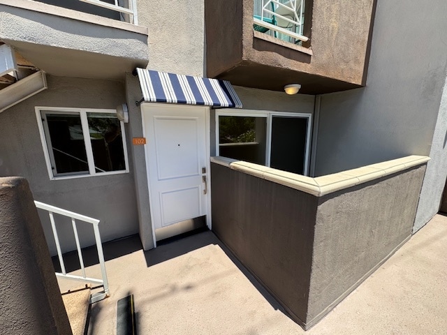 Condo Front Door - 355 N Maple St