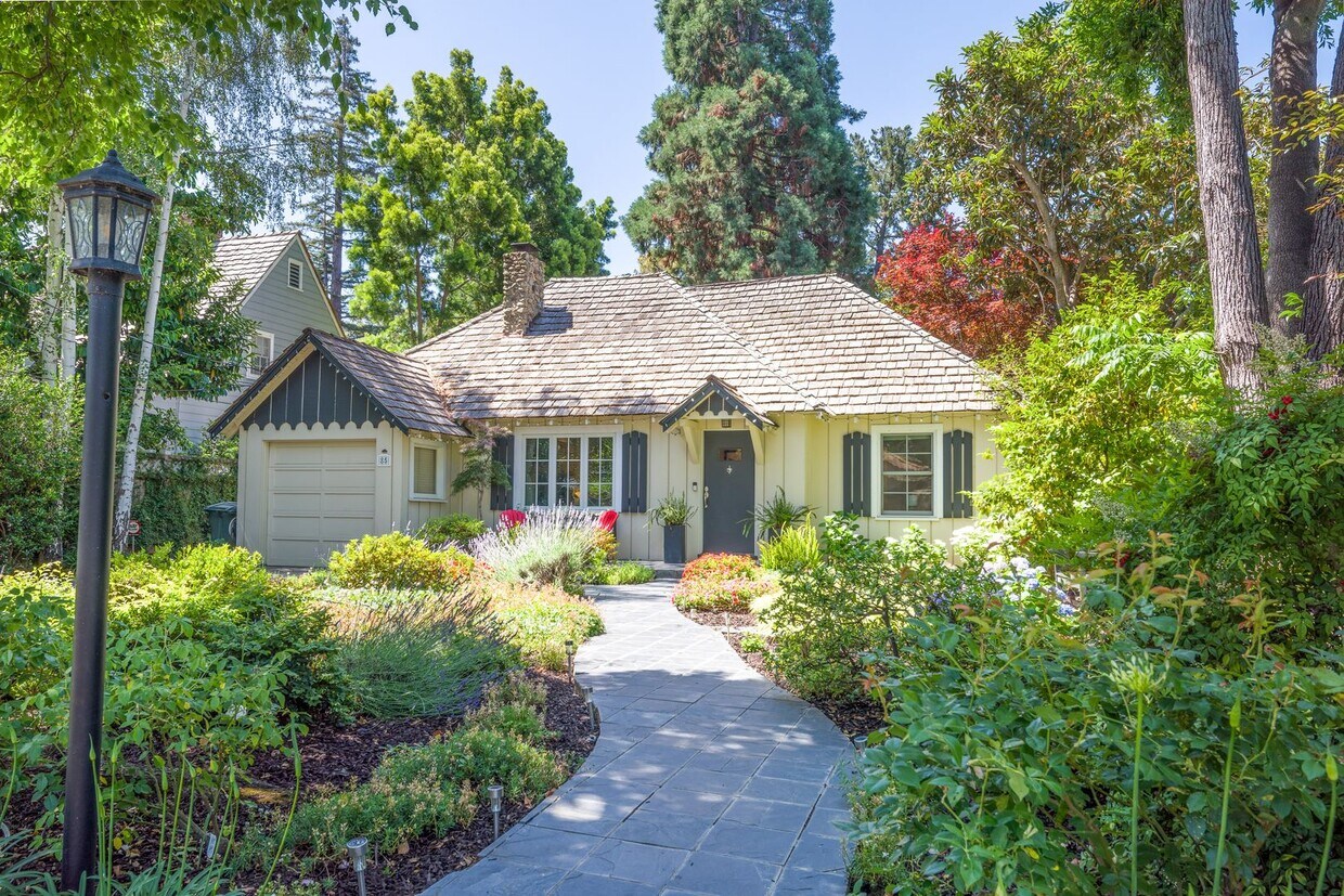 Primary Photo - Charm of a Carmel Cottage in Menlo Park Al...