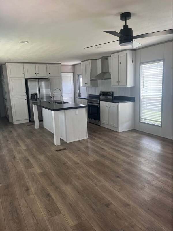 Building Photo - 2613 Branding Iron Dr
