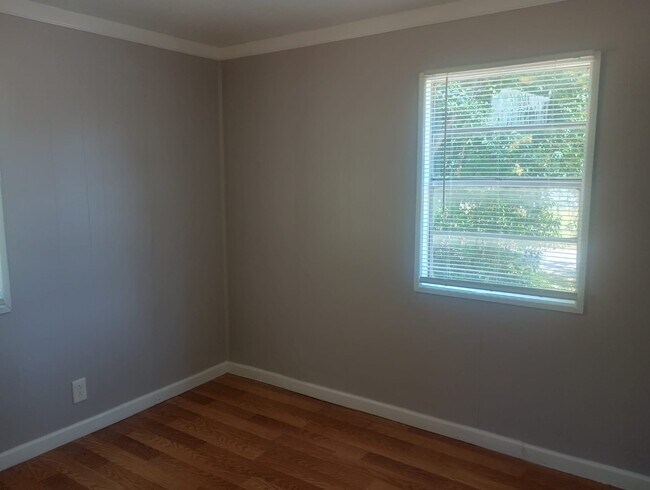 Foto del edificio - 2722 W Green St