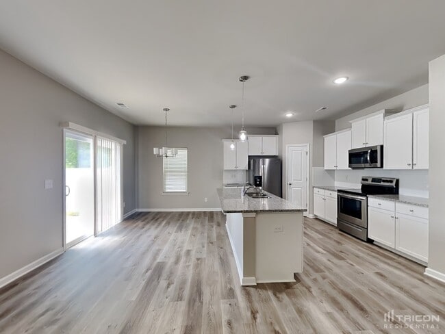 Building Photo - 134 Spring Knoll Dr