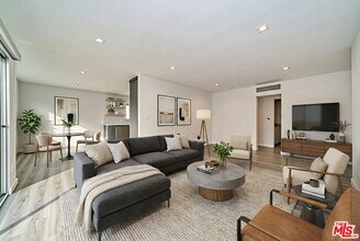 Building Photo - 425 S Willaman Dr