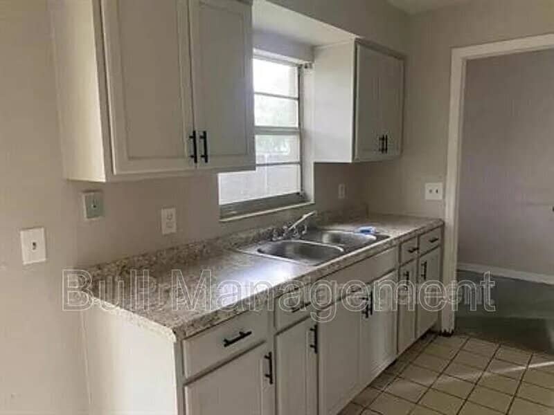 Photo - 5523  Lehigh Avenue -