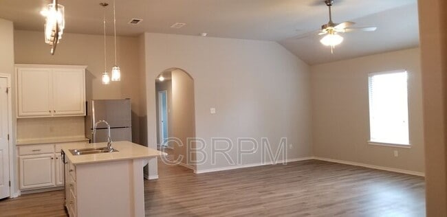 Building Photo - 6911 67th