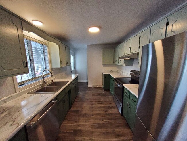 Foto del edificio - 1824 S Jefferson St