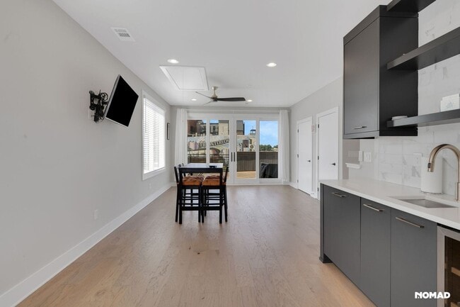 Building Photo - Spacious 3BR House in Atlanta