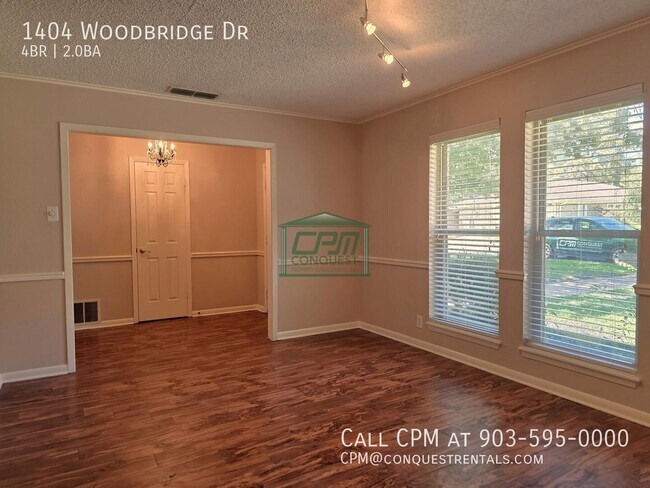 Building Photo - 1404 Woodbridge Dr