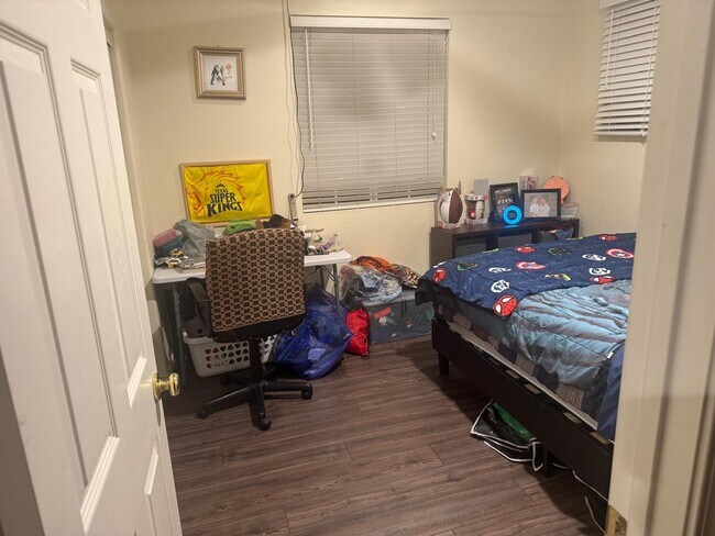 Foto del edificio - 6016 Sunflower St