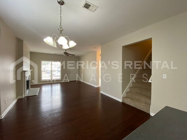 Foto del edificio - Home for Rent in Calera! Available Now!  C...
