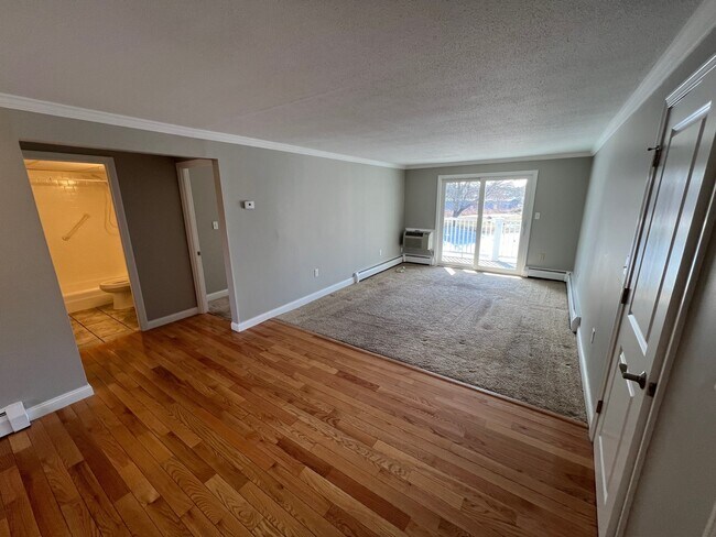 Foto del edificio - 354 S Pier Rd