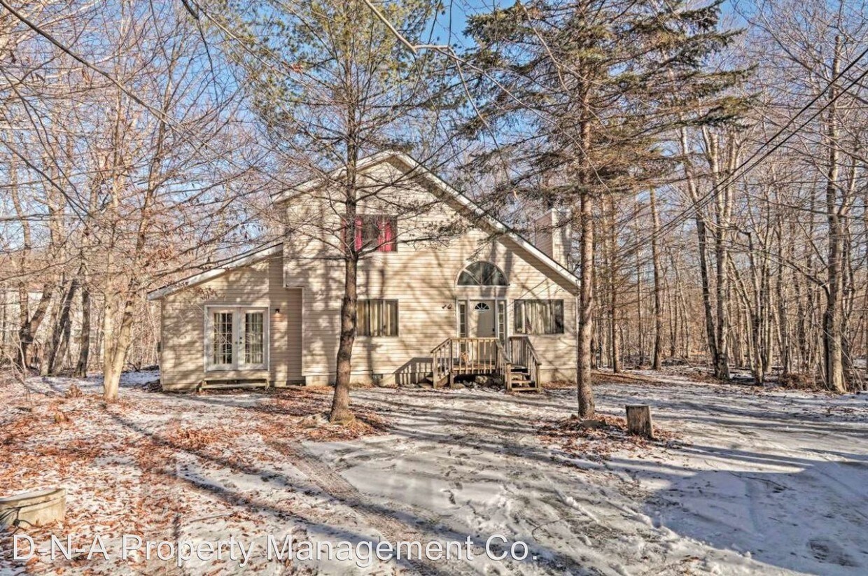 Foto principal - 4 br, 2 bath House - 2137 Rosemont Drive