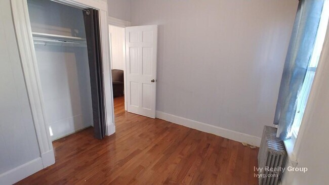Building Photo - 41 Trull St