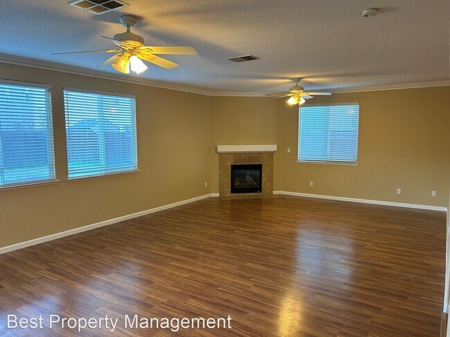 Foto del edificio - 4 br, 2.5 bath House - 108 Matisse Dr