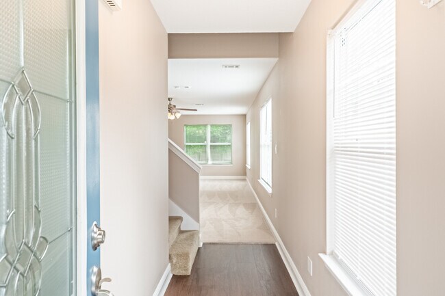 Foto del edificio - 3786 Weatherstone Cir