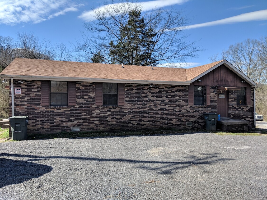 Primary Photo - 1314 Tulip Grove Rd
