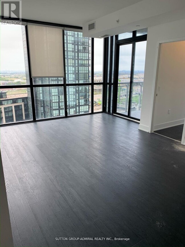 Photo du bâtiment - 2908 Hwy 7