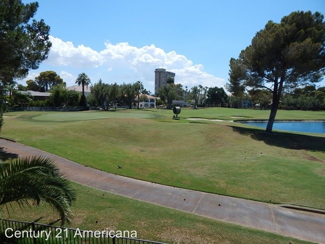 Building Photo - 3 br, 2 bath House - 915 Vegas Valley Dr #3