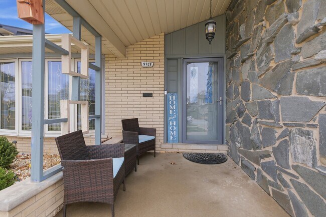 Foto del edificio - 9728 S Tripp Ave