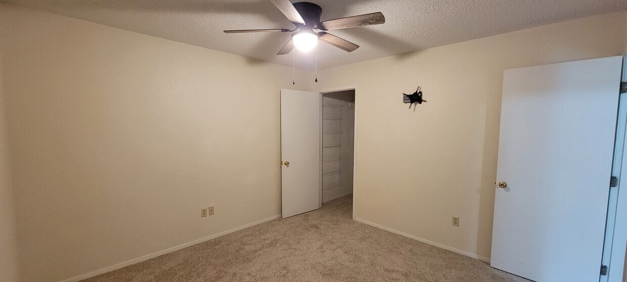 Foto del edificio - 220 Ashley St