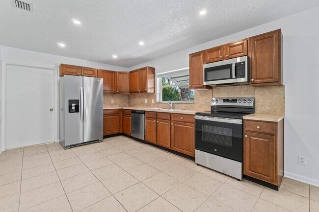 Foto del edificio - 751 Hummingbird Way